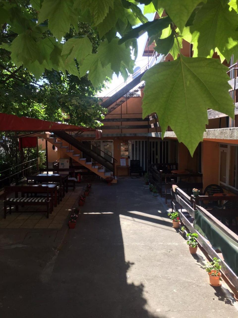 Family Hotel Julian Kranewo Exterior foto